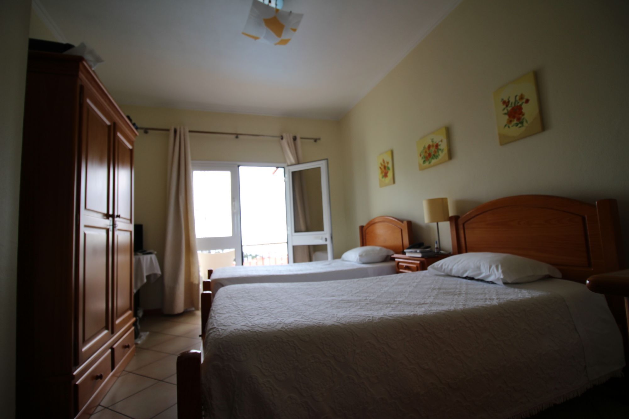 Guesthouse Vila Lusitania 丰沙尔 外观 照片